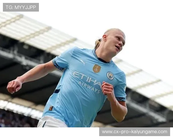 哈兰德帽子戏法助曼城3-0完胜水晶宫